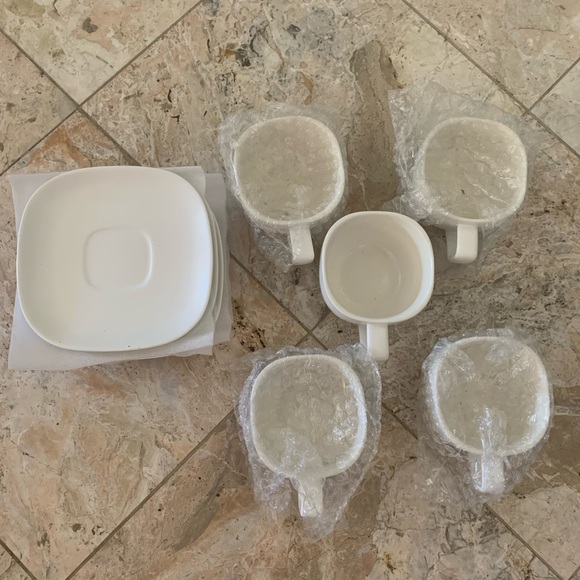 NWOT Ceramic Maker TEOCERA Coffee/Tea Mugs Set of 5 With Saucers Cups W/ Handle - Picture 2 of 6